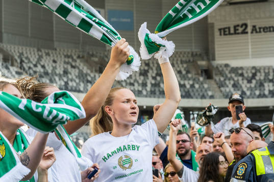 Hammarbys Matilda Vinberg jublar