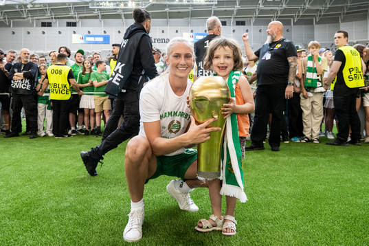 Hammarbys Ellen Wangerheim jublar