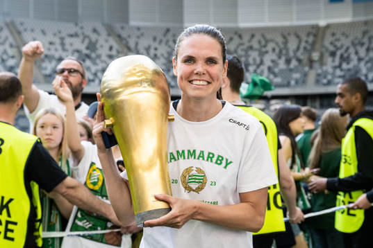 Hammarbys Simone Boye Sørensen jublar