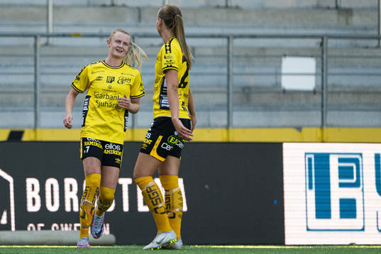 Elfsborgs Hanna Jiozon jublar