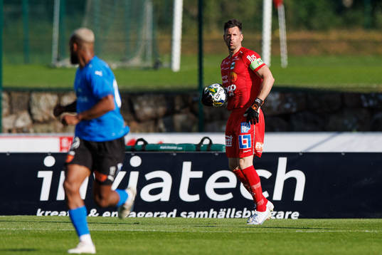 Varbergs målvakt Stojan Lukic