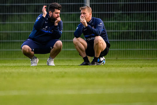 Analytics Eirik Kolstad and head coach Leif Gunnar Smerud of the Norwegian Under-21 national football team at a training session