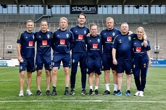 Janaxel Olsson, Fredrik Bergström, Niklas Egnell, captain