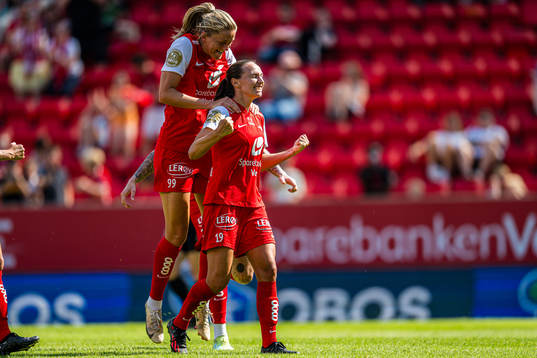 Marit Bratberg Lund of Brann celebrates after scoring the 1-0 goal