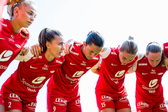 Rikke Bogetveit Nygard, Cecilie Redisch Kvamme, Amanda