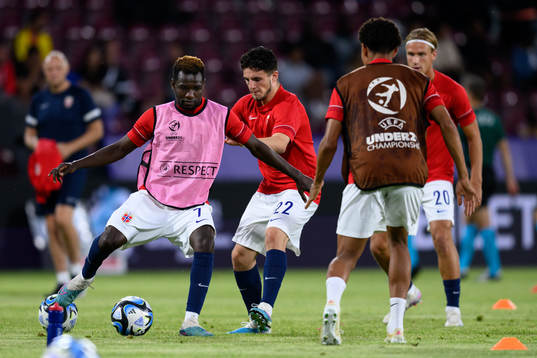 Joshua Kitolano and Christos Zafeiris of Norway ahead of the UEFA European Under-21 Championship group stage football match between France and Norway on June 25, 2023 in Cluj-Napoca. 