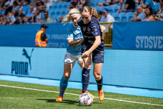 Malmö FFs Madeleine Hejde och FC Rosengårds Mathilde