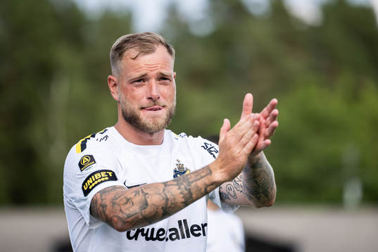 AIKs John Guidetti jublar