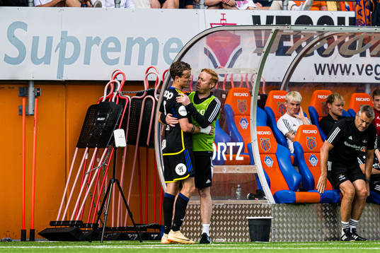 Ole Sæter of Rosenborg and Svein Maalen, head coach of Rosenborg,