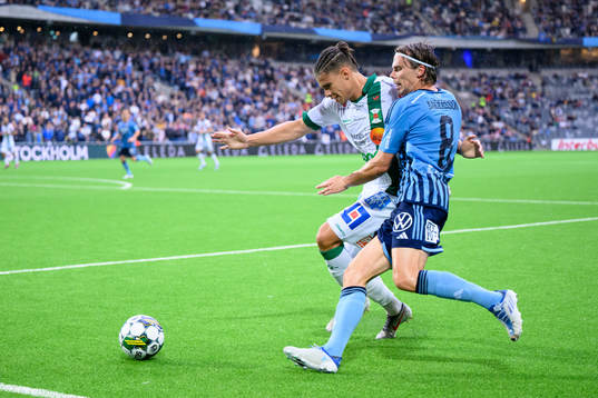 Varbergs Maxime Anne Marie Sainte och Djurgårdens Elias Andersson