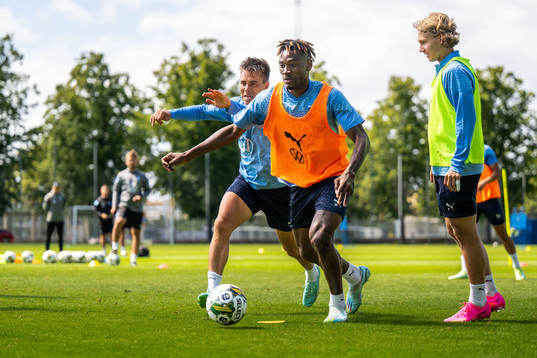 Jonas Knudsen, Samuel Kotto och Sebastian Nanasi