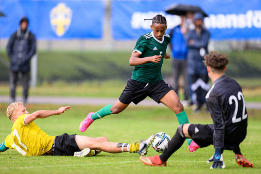 Kasper Örtegren och Natu Brhane Tsegay