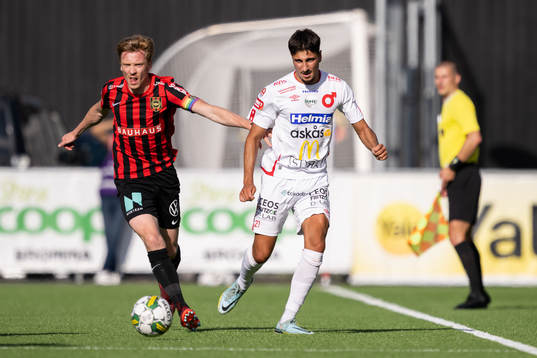 Brommapojkarnas Gustav Sandberg Magnusson och Degerfors