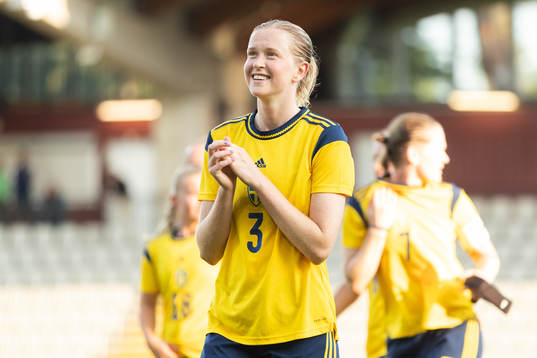 Emma Östlund of Sweden celebrates
