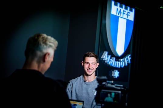 Malmö FF presenterar Lasse Berg Johnsen som ny spelare. Lasse Berg Johnsen