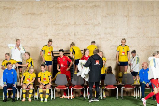 Head coach Peter Gerhardsson, Jonna Andersson, Hanna