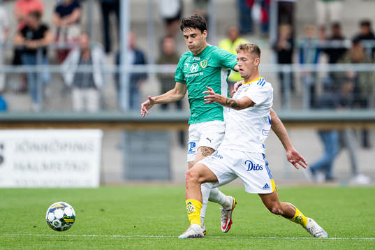 Jönköpings Södras Samuel Adrian och GIF Sundsvalls