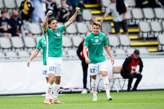 Jönköpings Södras Samuel Adrian jublar