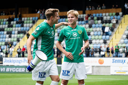Jönköpings Södras Daniel Strandsäter och Måns Isaksson jublar