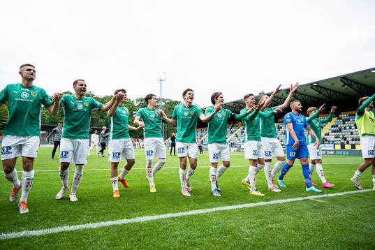 Jönköpings Södras spelare jublar