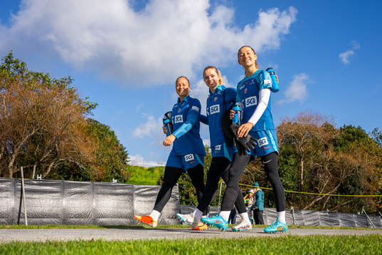 Goalkeepers Aurora Mikalsen, Guro Pettersen and Cecilie