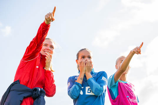 Content manager Ingvild Isaksen and Guro Reiten of the