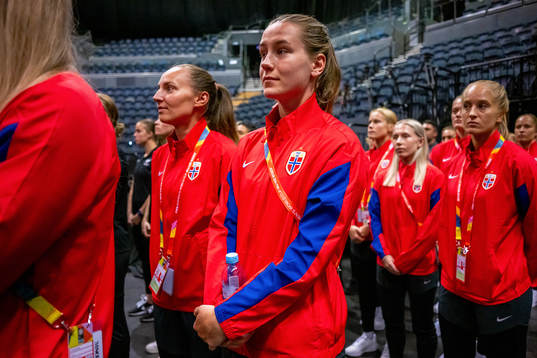 Marit Bratberg Lund and Elisabeth Terland of the Norwegian