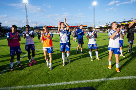IFK Norrköpings spelare jublar