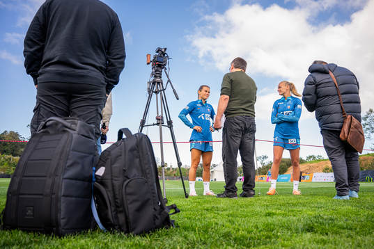 Emilie Bosshard Haavi and Frida Maanum of the Norwegian