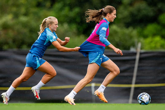 Amalie Eikeland and Emma Stølen Godø of the Norwegian women’s national football team at a training session