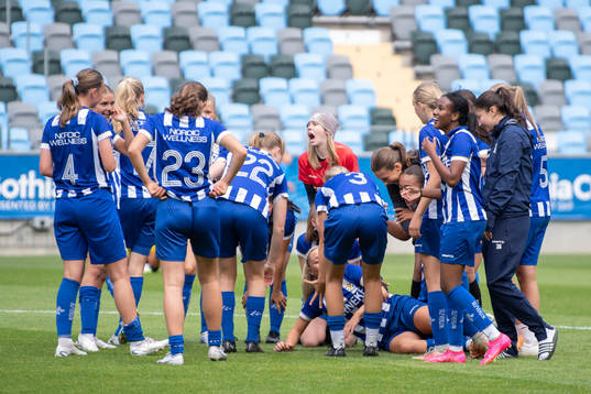 IFK Göteborgs spelare jublar