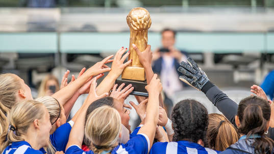 IFK Göteborgs spelare jublar