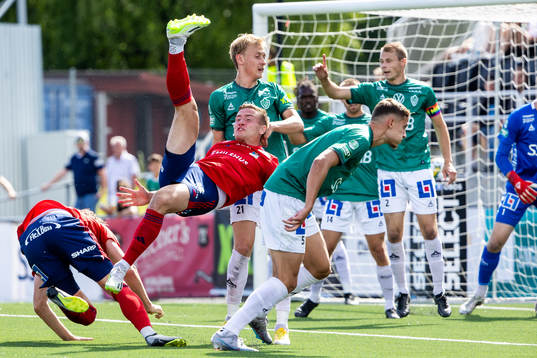 Östers Runar Thor Sigurgeirsson och Brages Gustav Berggren