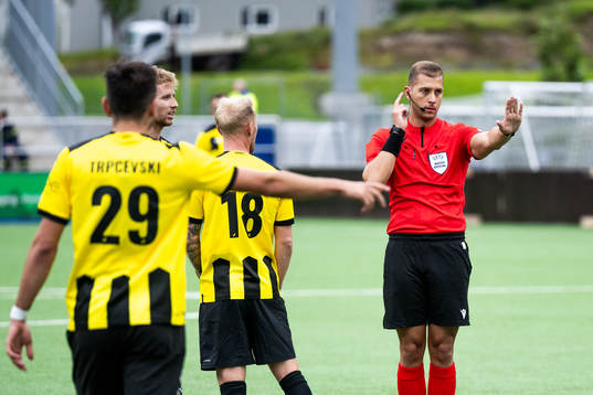 Filip Trpcevski of BK Häcken reacts and referee Michal