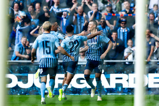 Jesper Löfgren of Djurgården celebrates with team