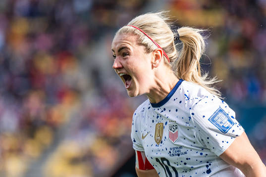 Lindsey Horan of USA celebrates after scoring 1-1
