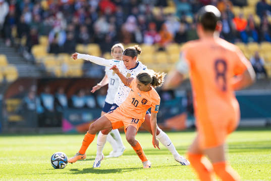 Trinity Rodman of USA and Danielle van de Donk of