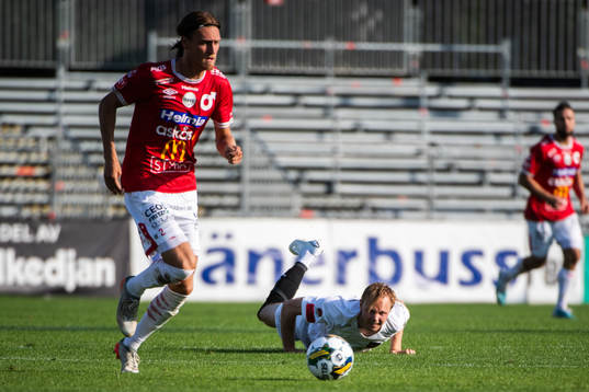 Degerfors Gustav Granath och Brommapojkarnas Tim Waker