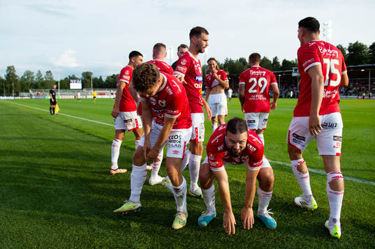 Degerfors Gustav Lindgren och Abdelkarim Mammar Chaouche