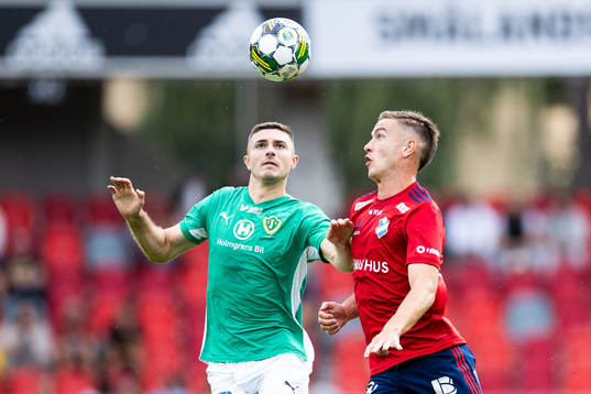 Jönköpings Södras Marko Nikolic och Östers Runar Thor