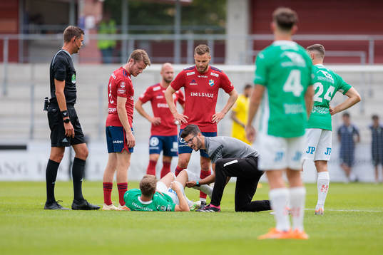 Jönköpings Södras Daniel Strandsäter får vård