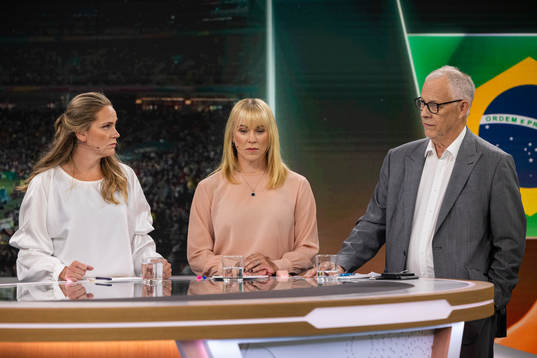 Lisa Dahlkvist, Johanna Frisk, och Lars Lagerbäck