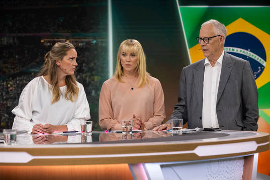 Lisa Dahlkvist, Johanna Frisk, och Lars Lagerbäck