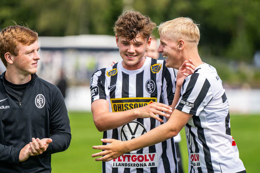 Landskronas Max Nilsson och Emil Lindman jublar