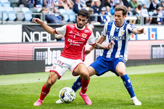 Kalmars Noah Shamoun och IFK Göteborgs Emil Salomonsson