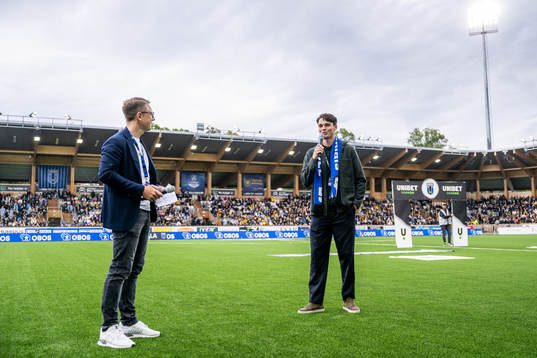 Sirius Jamie Roche tackas av