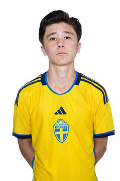 Vincent Larsson poserar för ett porträtt