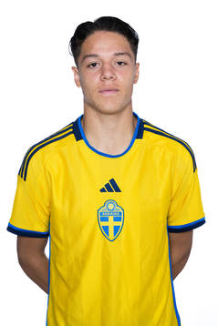 Charlie Pavey poserar för ett porträtt