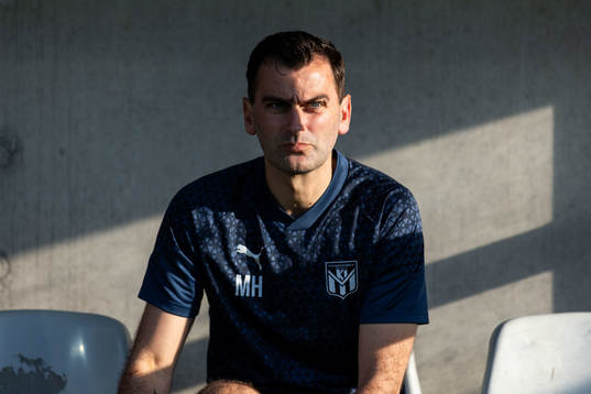 Head coach Magne Hoseth of Klaksvik