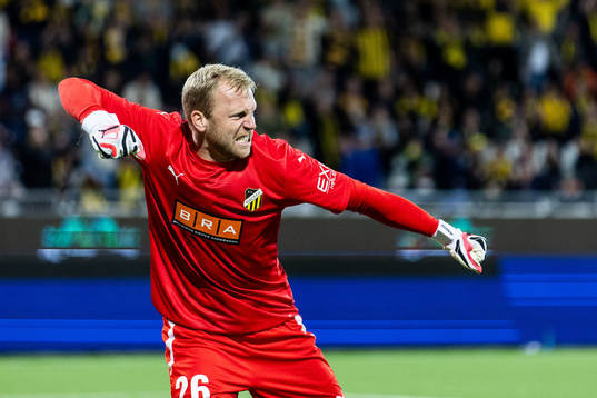 Goalkeeper Peter Abrahamsson of Häcken celebrates